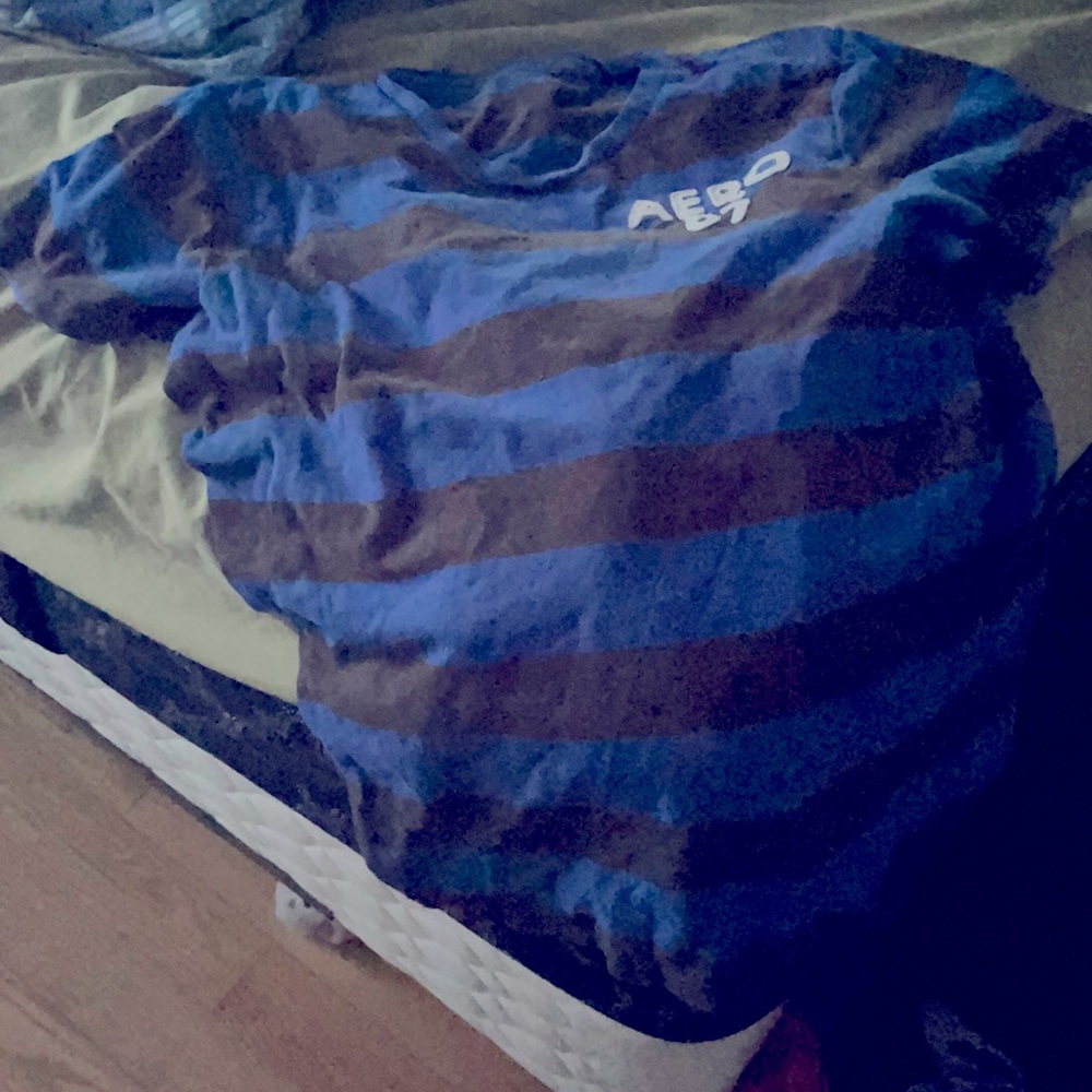 Aeropostale t shirt